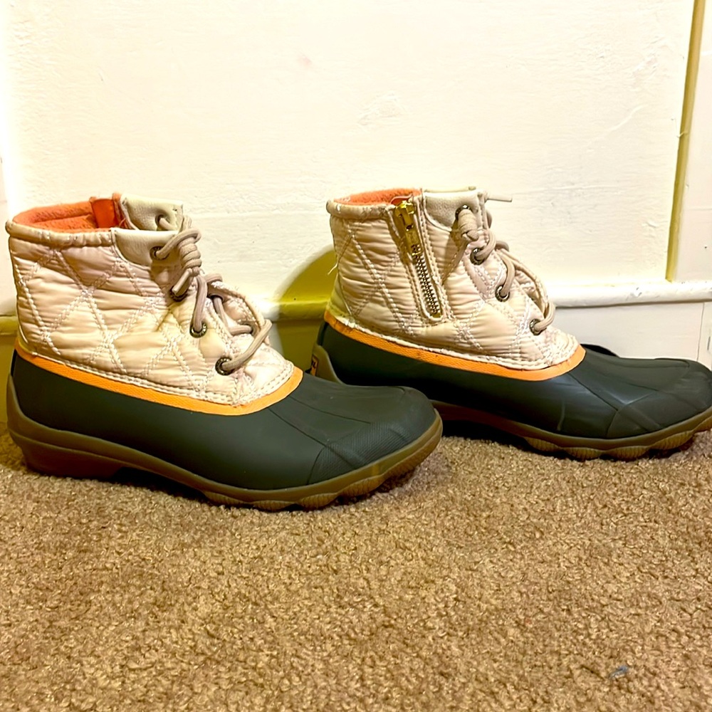 Woman's Sperry rain boots. Size = 6.5. Color = cream, pink, black.